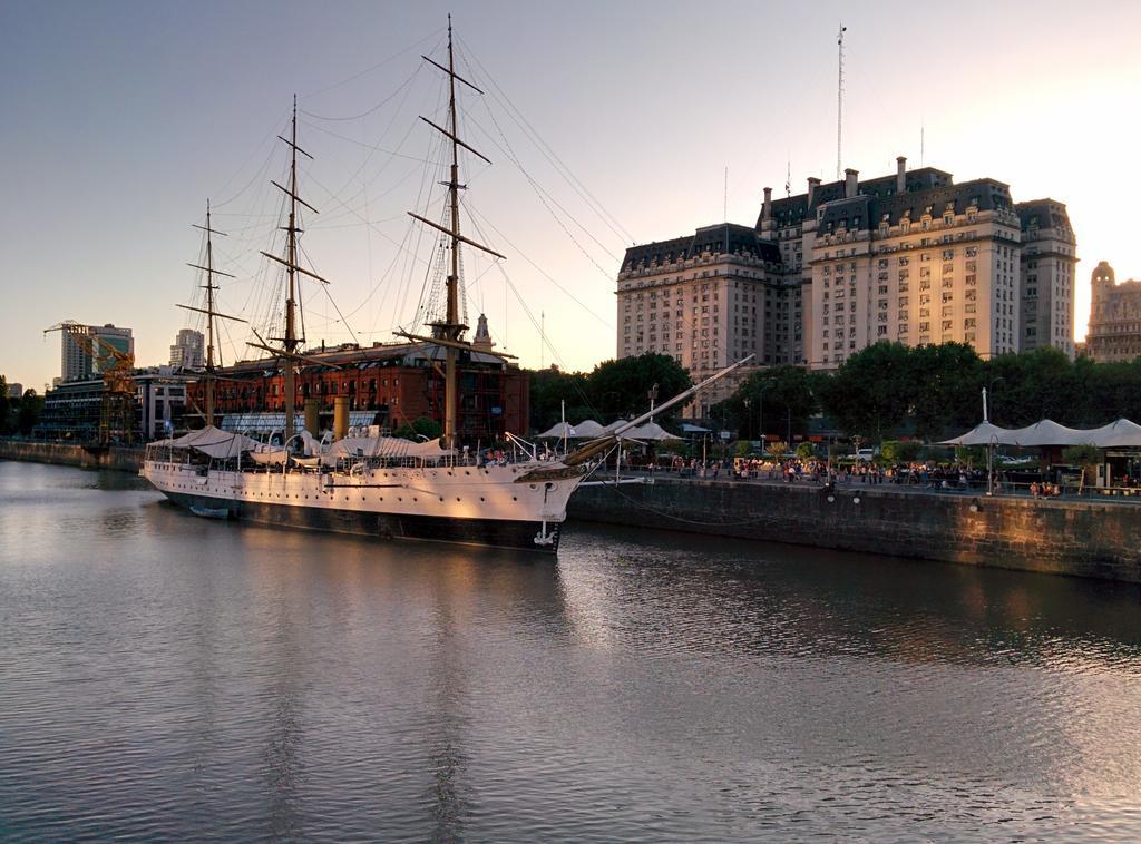 Apartamento Edificio Crucero بوينس آيرس المظهر الخارجي الصورة